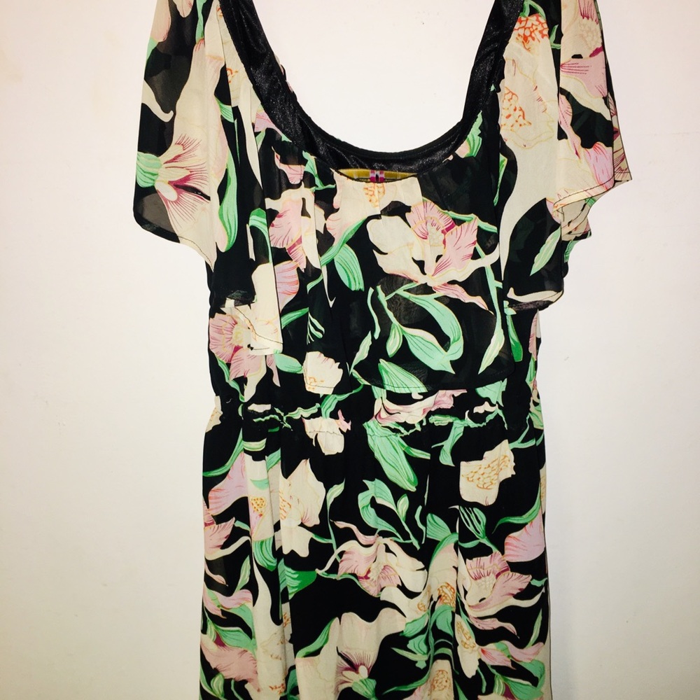 💕 Flower print ruffle short dress🌸